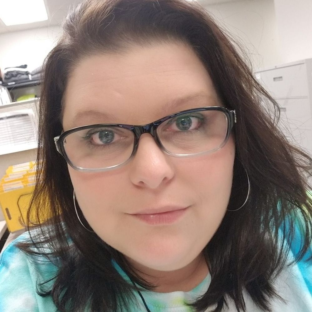 Meet your Posher, Crystal